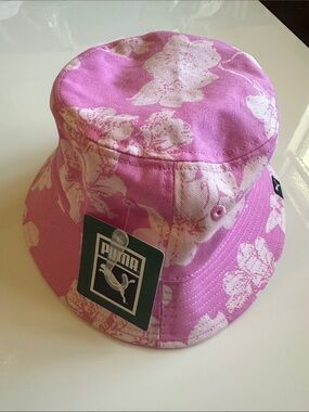 NWT Puma Pink Floral Bucket Hat